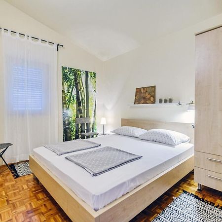 Apartman Veronika Zadar Bagian luar foto